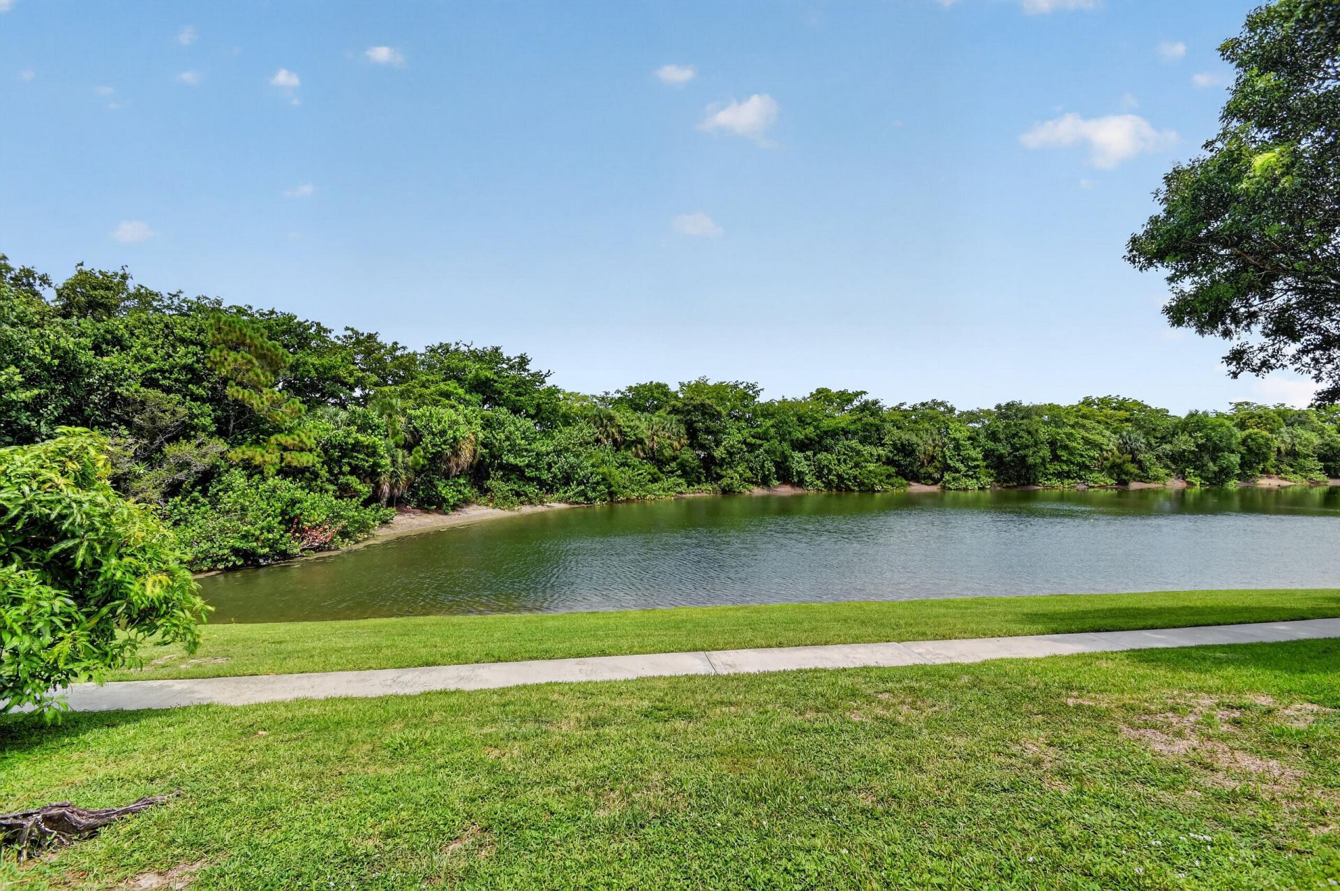 308 Spruce Street, Boynton Beach, FL 33426 Photo