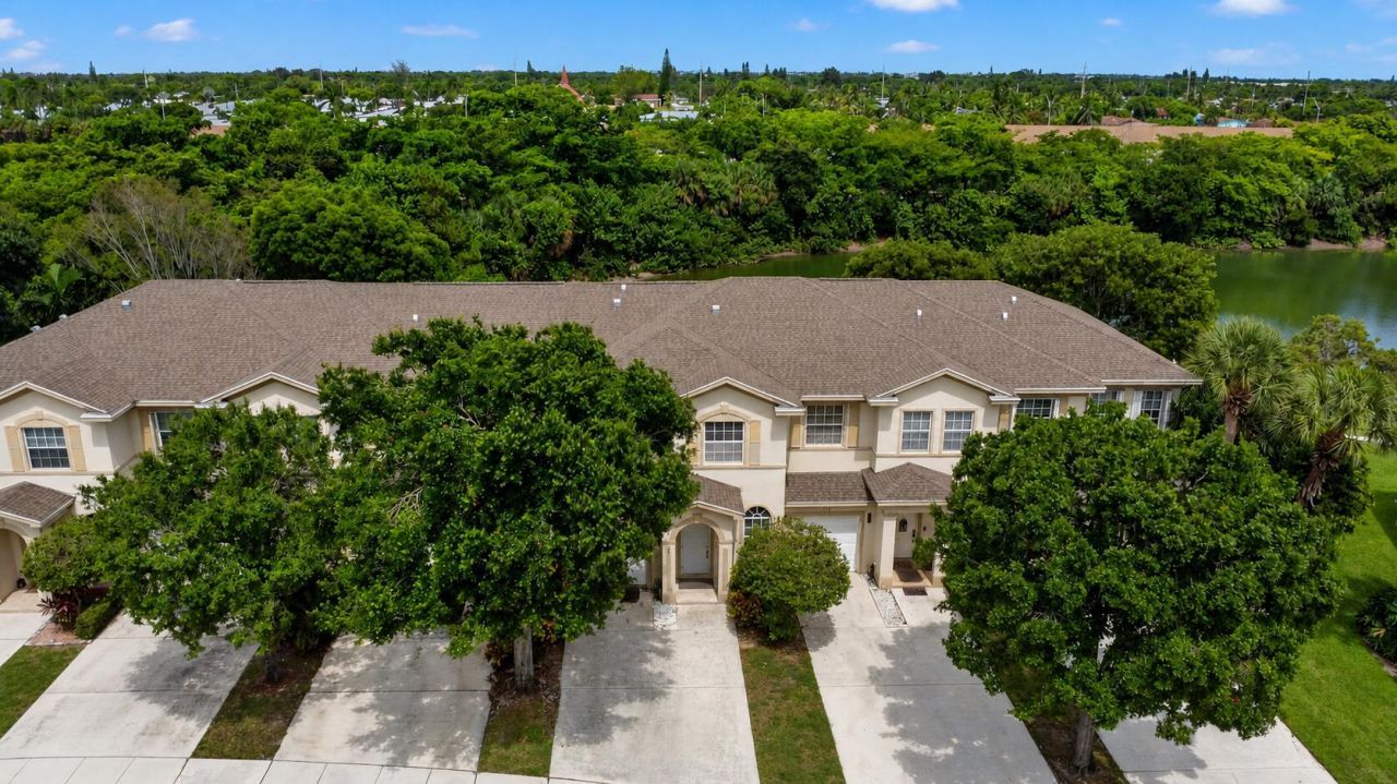 308 Spruce Street, Boynton Beach, FL 33426 Photo
