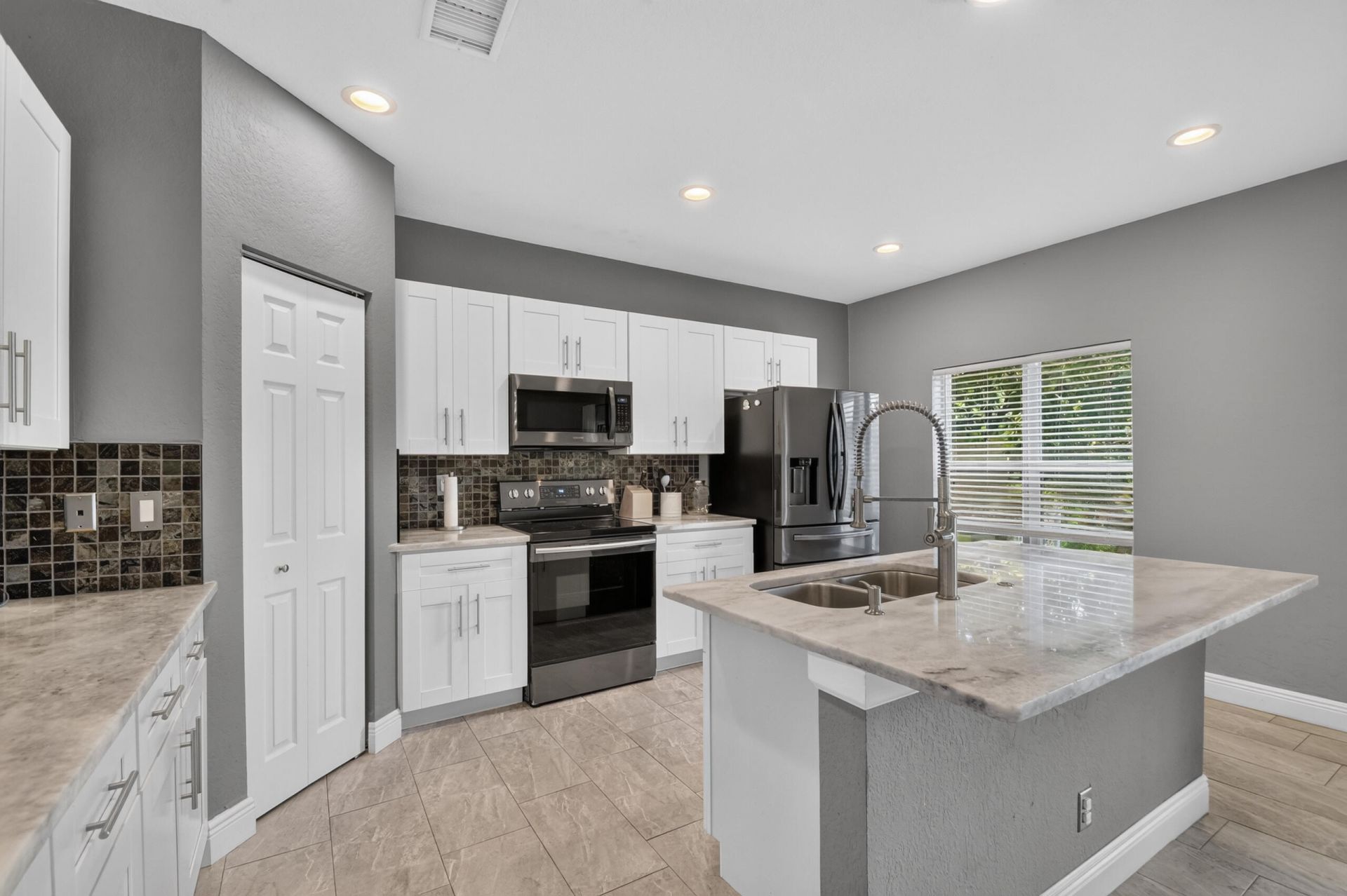308 Spruce Street, Boynton Beach, FL 33426 Photo
