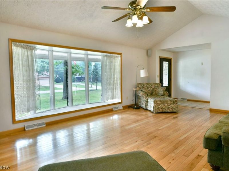 750 Blueberry Hill Drive, Canfield, OH 44406 Photo 10
