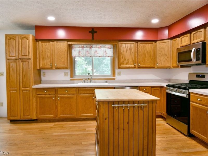 750 Blueberry Hill Drive, Canfield, OH 44406 Photo 16