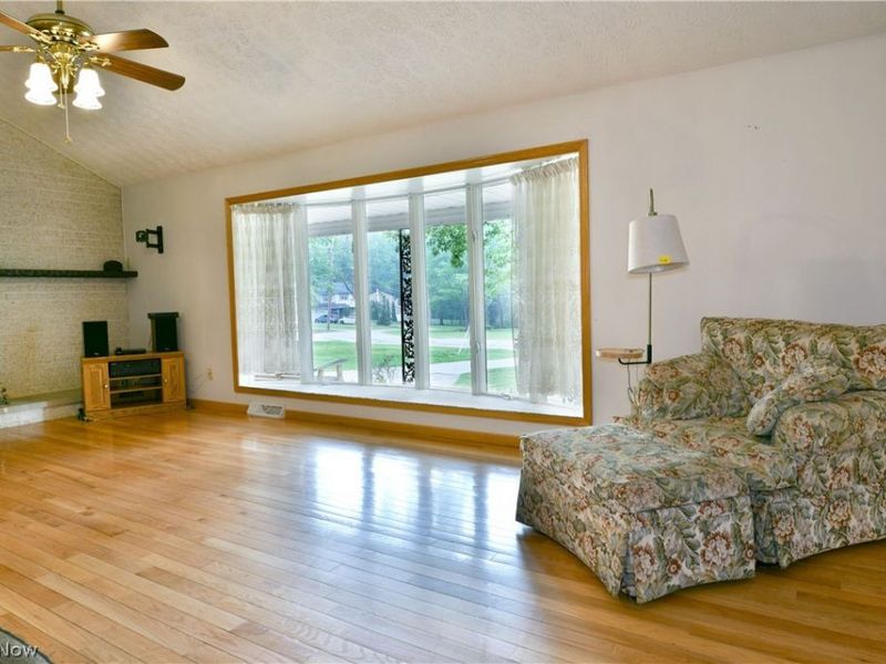 750 Blueberry Hill Drive, Canfield, OH 44406 Photo 8