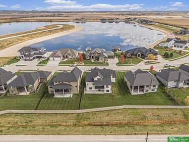 3319 Robyn Ridge Road, Fremont, NE 68025