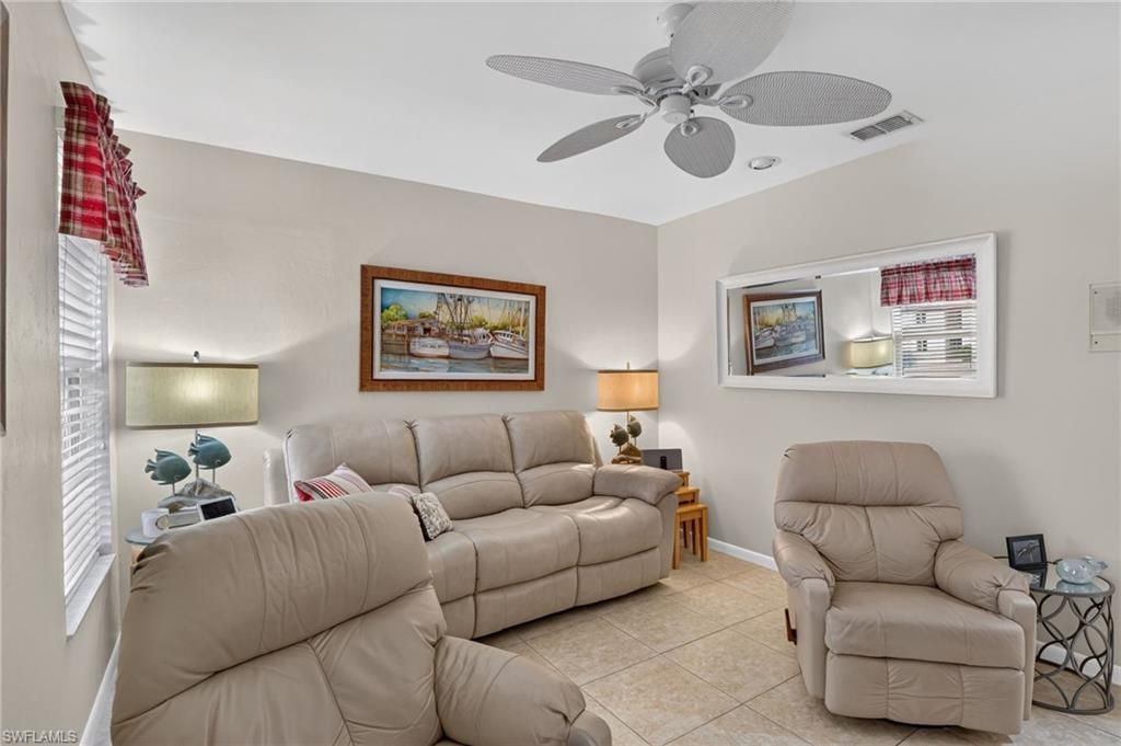 4025 SE 19th Pl , Unit 209, Cape Coral, FL 33904 Photo