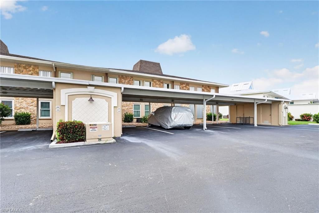 4025 SE 19th Pl , Unit 209, Cape Coral, FL 33904 Photo