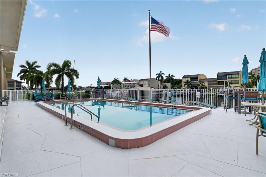 4025 SE 19th Pl , Unit 209, Cape Coral, FL 33904 Photo