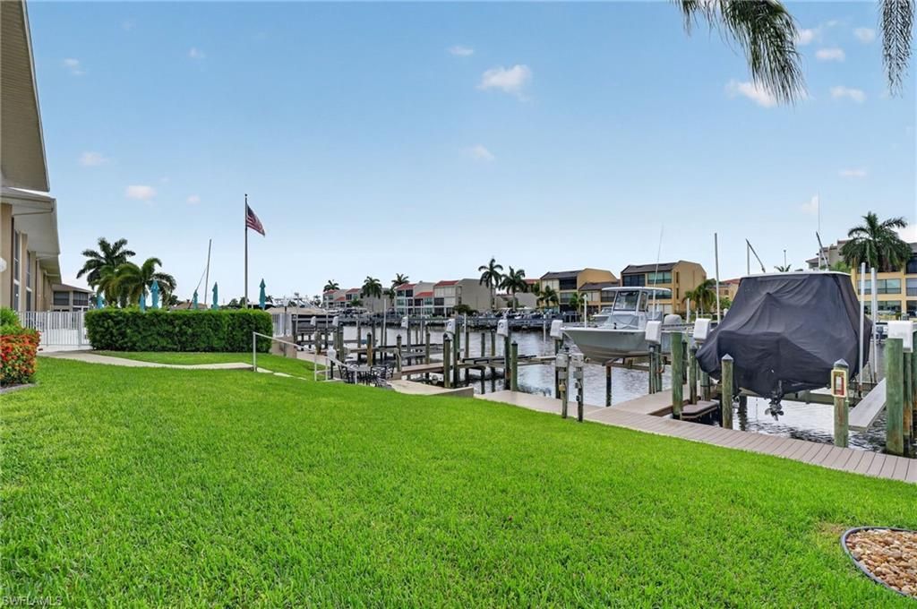 4025 SE 19th Pl , Unit 209, Cape Coral, FL 33904 Photo