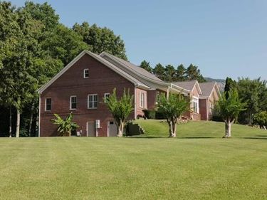 134 Spring Lake Drive, Dunlap, TN 37327