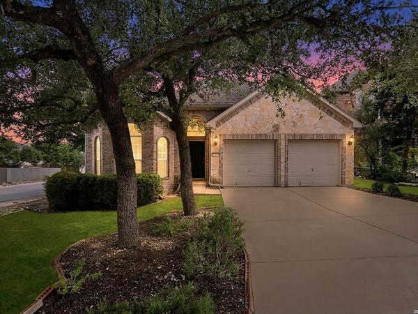 1318 OASIS CRK, San Antonio, TX 78260