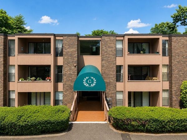 30 Shrewsbury Greens Dr, Unit G, Shrewsbury, MA 01545