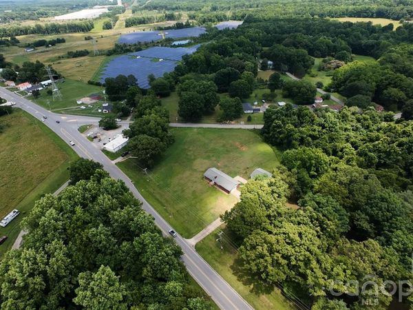 1013 York Road , Kings Mountain, NC 28086