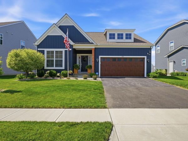 414 Colonial Club Road, Commercial Point, OH 43116