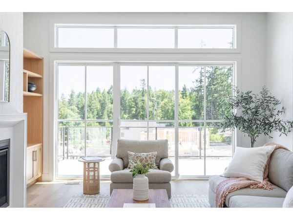 1043 Harewood Mines Rd , Nanaimo, BC V9R 5P5