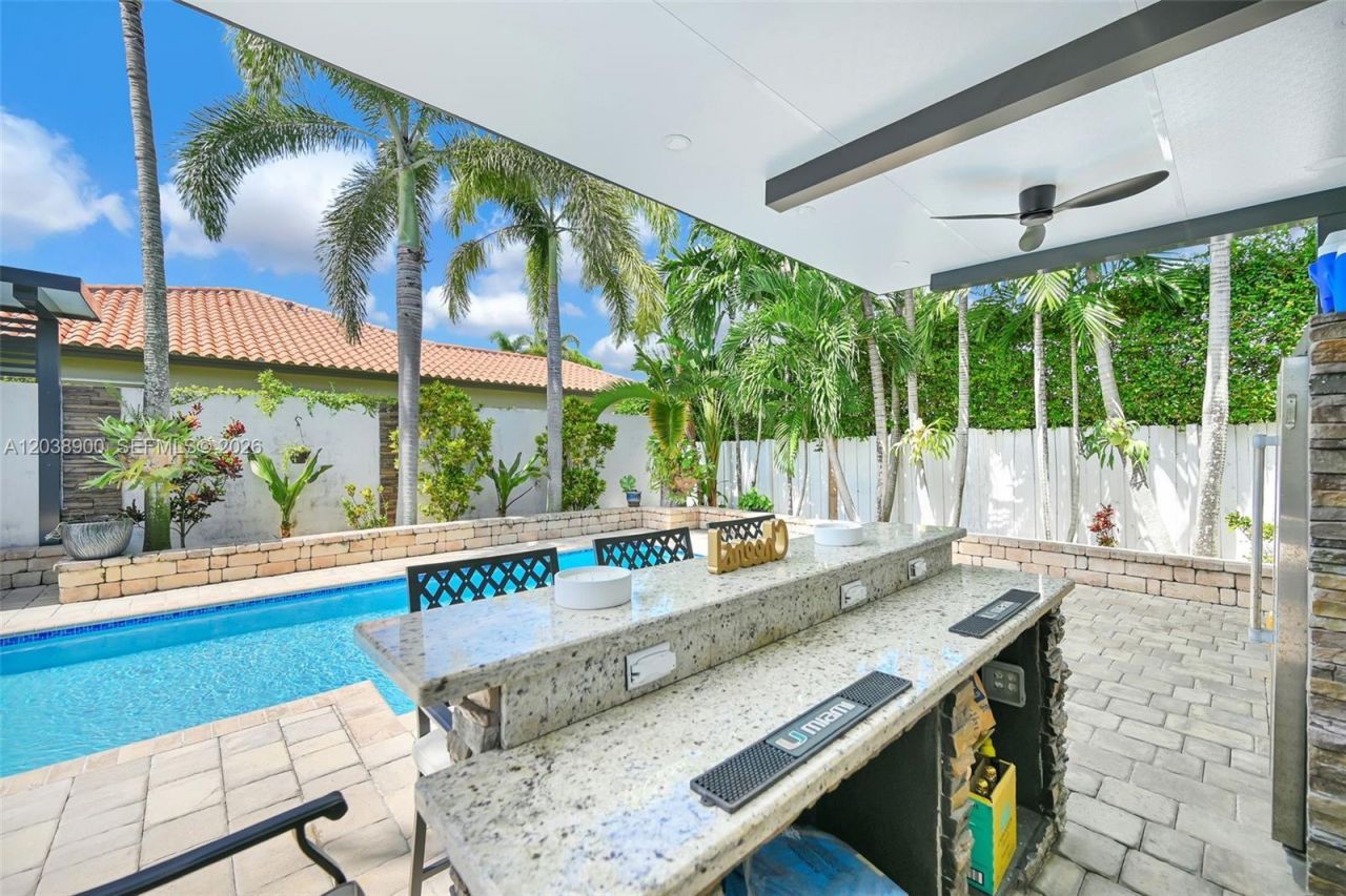 13800 SW 38th St , Miami, FL 33175 Photo
