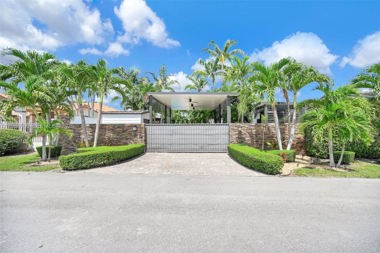 13800 SW 38th St , Miami, FL 33175 Photo