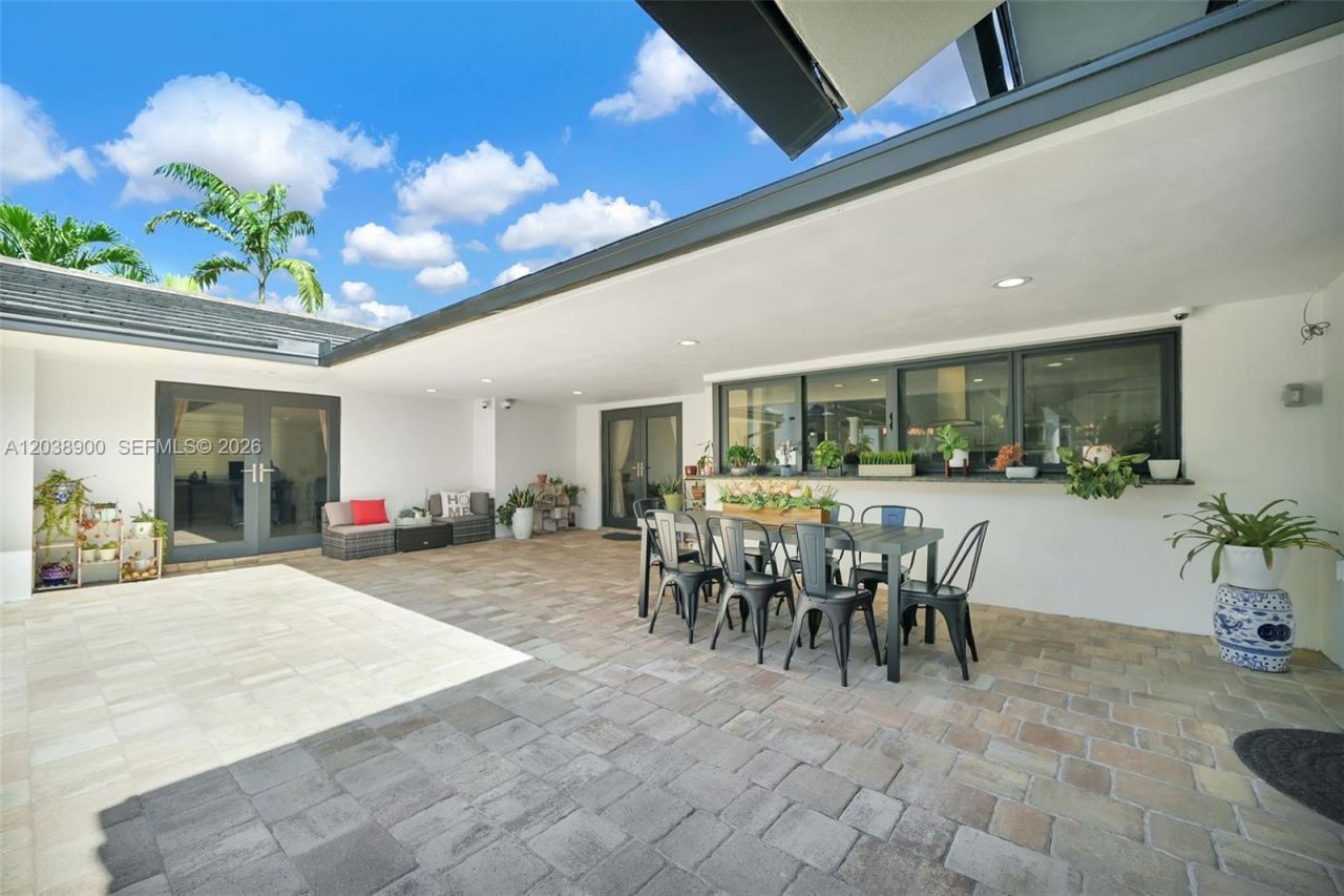 13800 SW 38th St , Miami, FL 33175 Photo