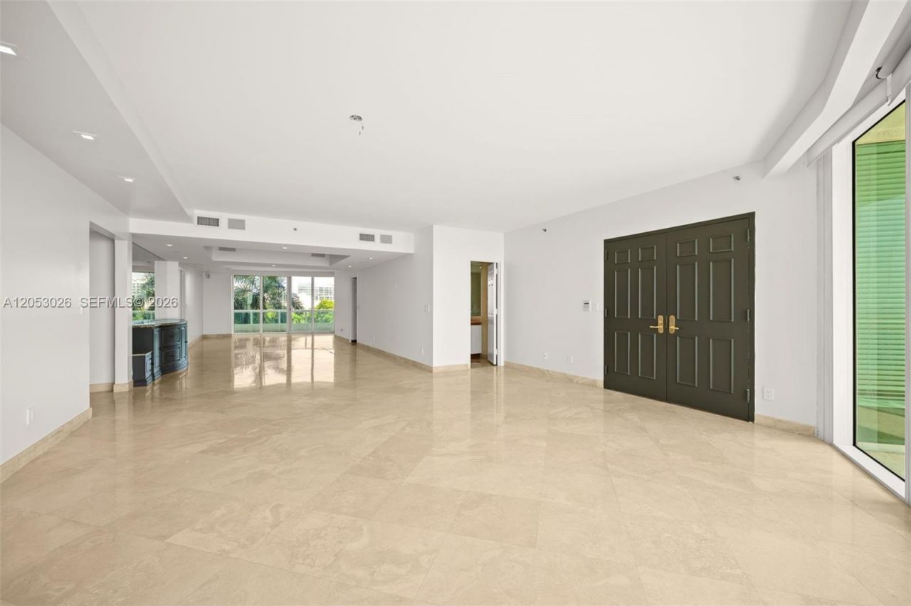 1643 Brickell Ave, Unit 702, Miami, FL 33129 Photo