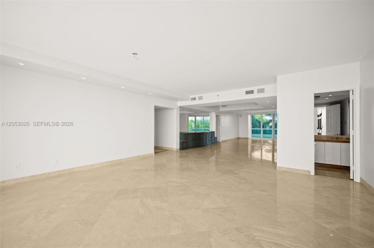 1643 Brickell Ave, Unit 702, Miami, FL 33129 Photo
