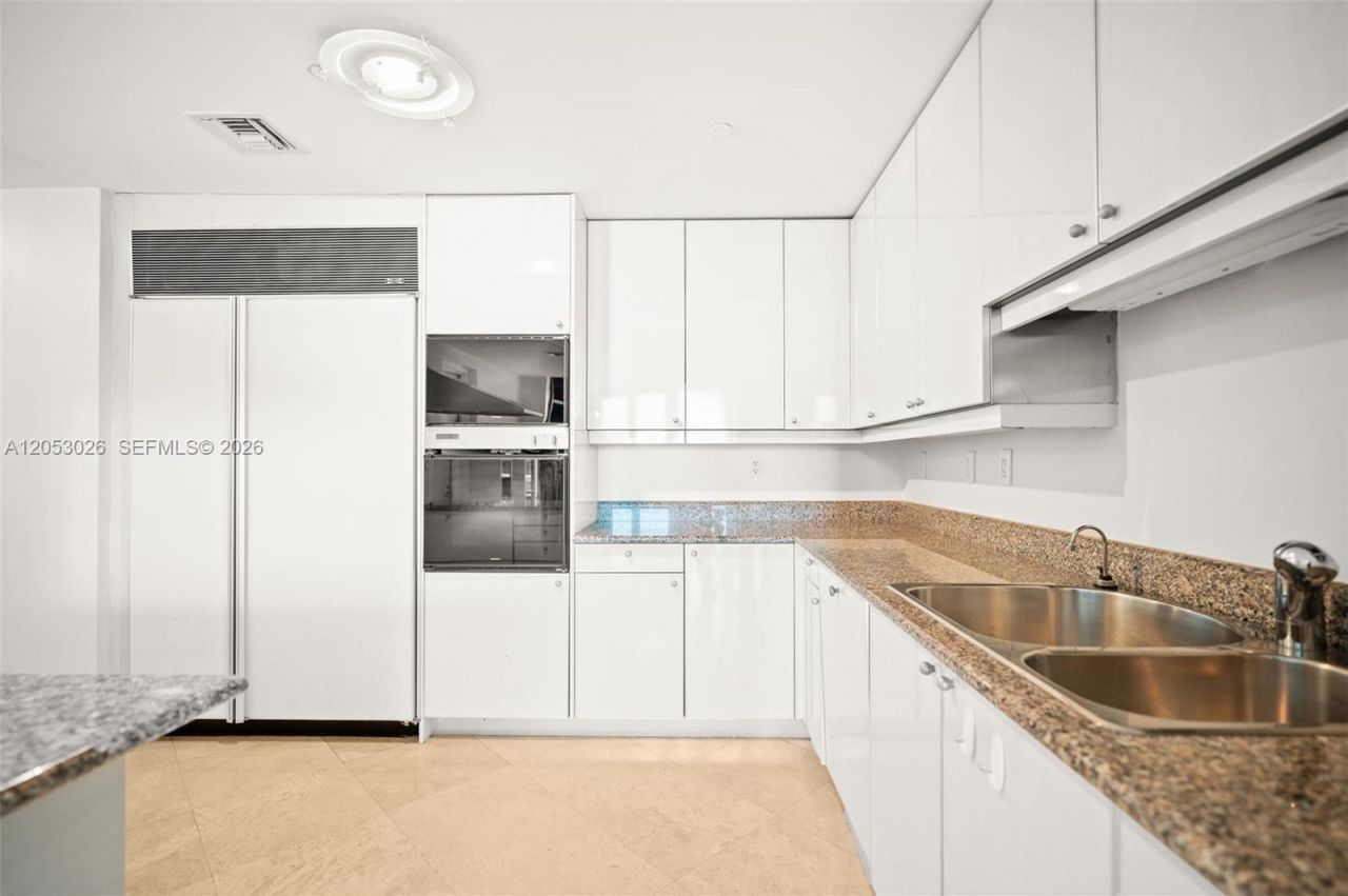 1643 Brickell Ave, Unit 702, Miami, FL 33129 Photo