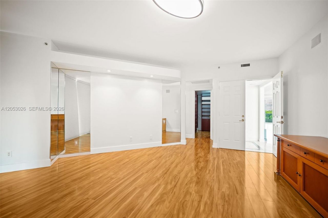 1643 Brickell Ave, Unit 702, Miami, FL 33129 Photo