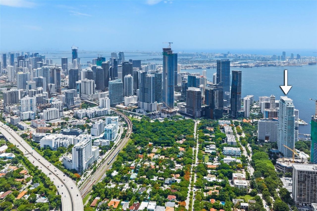1643 Brickell Ave, Unit 702, Miami, FL 33129 Photo