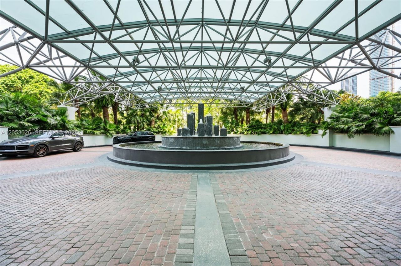 1643 Brickell Ave, Unit 702, Miami, FL 33129 Photo