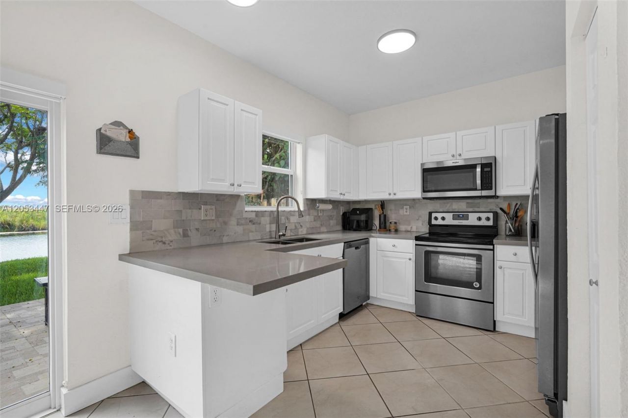 22019 SW 92nd Pl , Cutler Bay, FL 33190 Photo