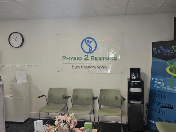 11430 SW 88th ST , Miami, FL 33176