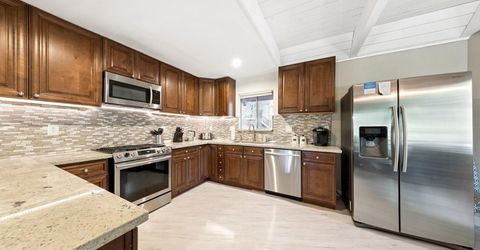 1567 Iroquois Circle, South Lake Tahoe, CA 96150 Photo