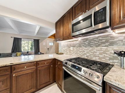 1567 Iroquois Circle, South Lake Tahoe, CA 96150 Photo