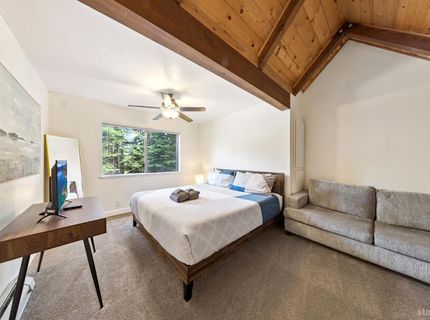 1567 Iroquois Circle, South Lake Tahoe, CA 96150 Photo