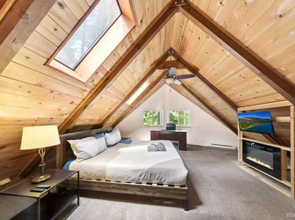 1567 Iroquois Circle, South Lake Tahoe, CA 96150 Photo