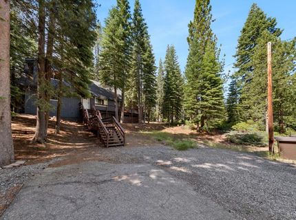 1567 Iroquois Circle, South Lake Tahoe, CA 96150 Photo
