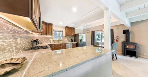 1567 Iroquois Circle, South Lake Tahoe, CA 96150 Photo