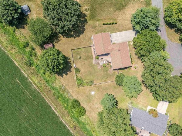 103 Wayne Place, Sharpsville, IN 46068