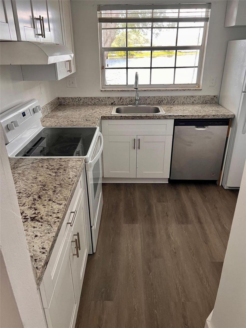 2121 NW 96th Terrace, Unit 14M, Pembroke Pines, FL 33024 Photo