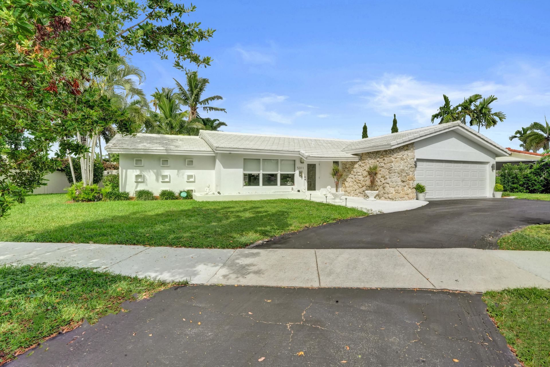 5311 NE 15th Avenue, Fort Lauderdale, FL 33334 Photo