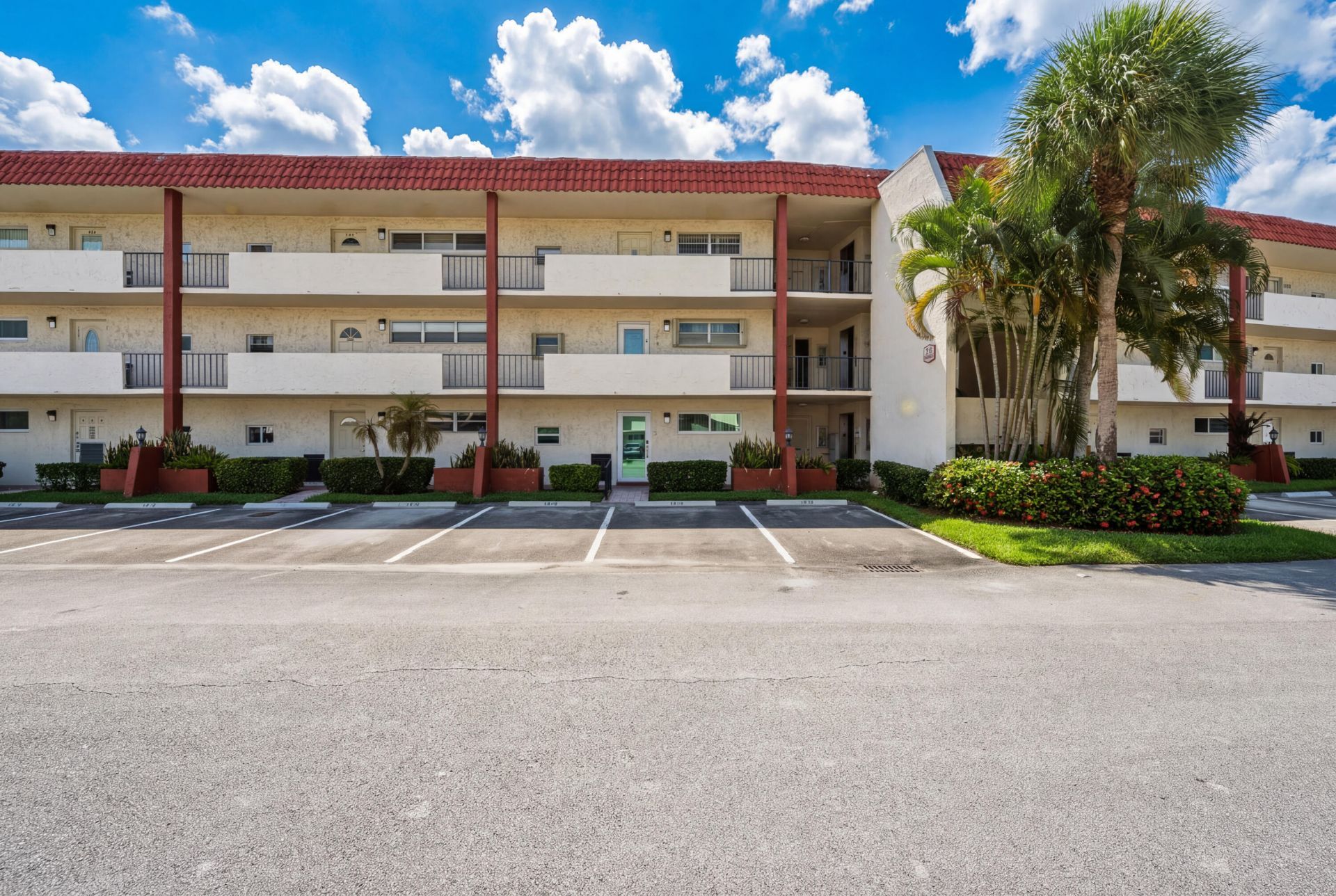 9823 S Hollybrook Lake Drive, Unit 206, Pembroke Pines, FL 33025 Photo