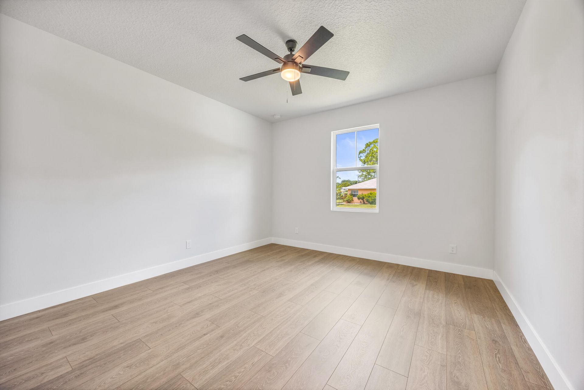 1254 Heitzman Avenue Sw, Palm Bay, FL 32908 Photo