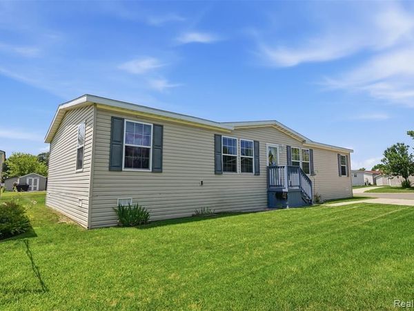 11802 Stoneridge Court, Green Oak Twp, MI 48178