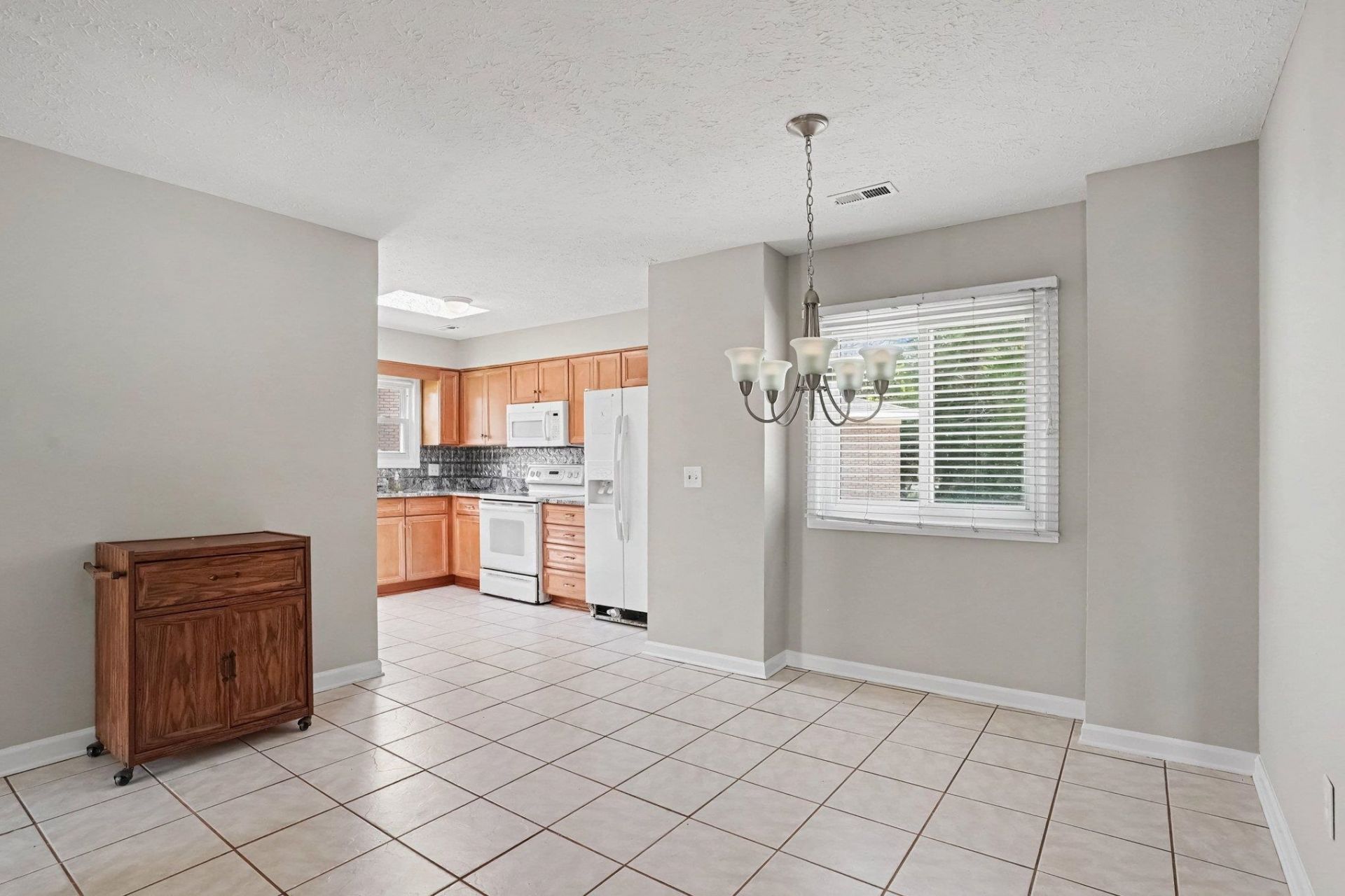 1057 Deer Run Ct. Photo 13