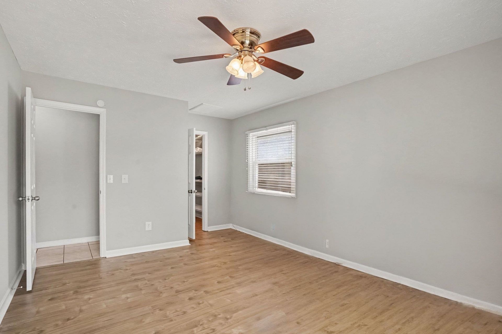 1057 Deer Run Ct. Photo 15