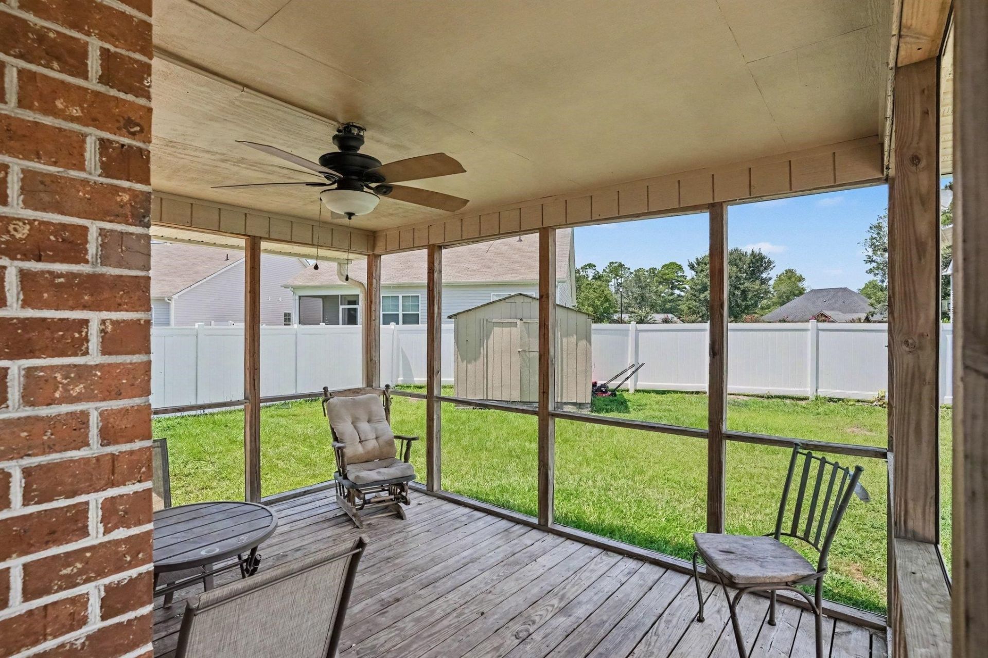 1057 Deer Run Ct.  Photo 22