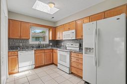 1057 Deer Run Ct.  photo 4