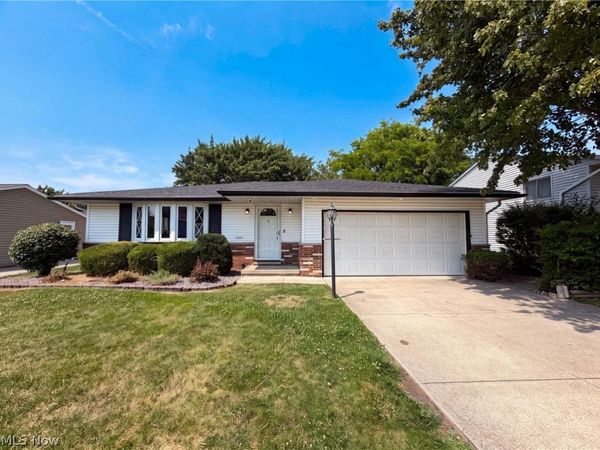 11500 Stormes Drive , Cleveland, OH 44130