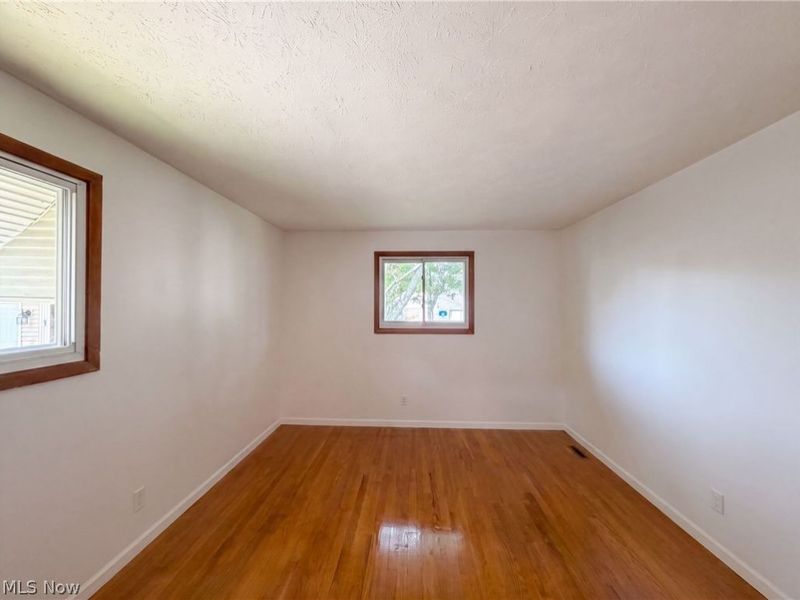 11500 Stormes Drive, Cleveland, OH 44130 Photo 11