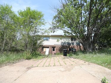 701 9th Street NE, Little Falls, MN 56345