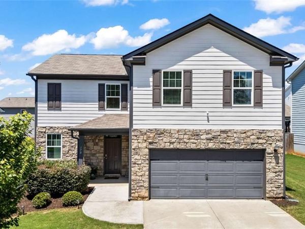 178 Starbuck Parkway, Pendergrass, GA 30567