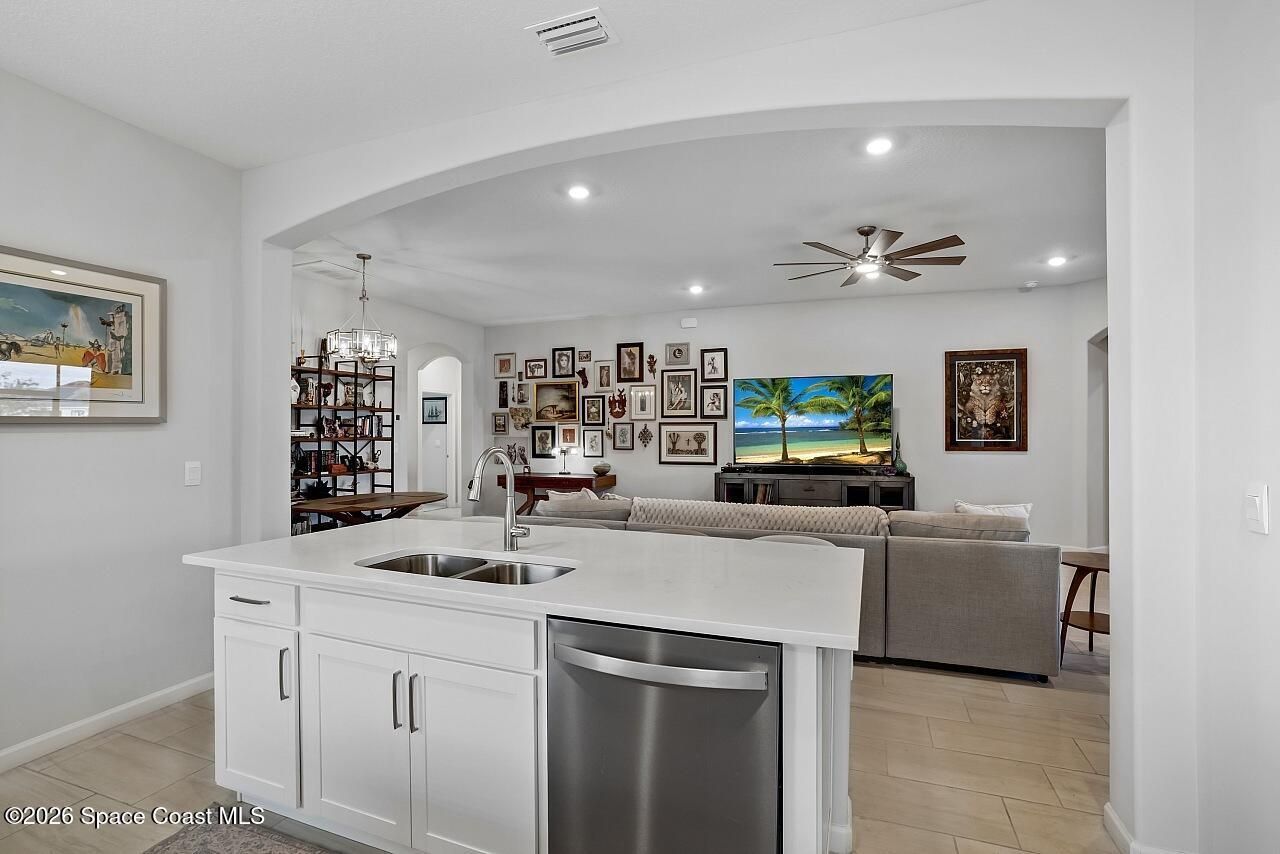 194 52nd Square, Vero Beach, FL 32968 Photo