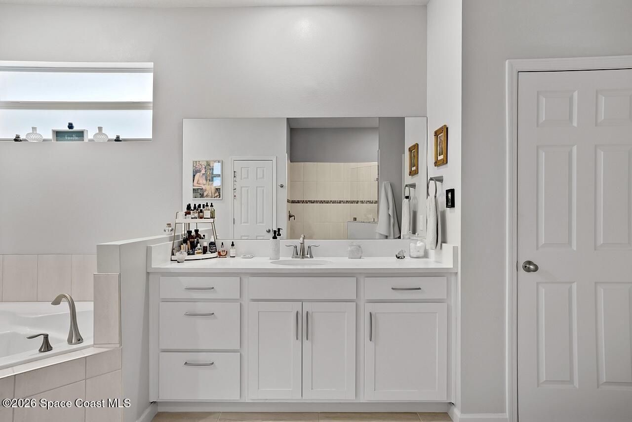194 52nd Square, Vero Beach, FL 32968 Photo